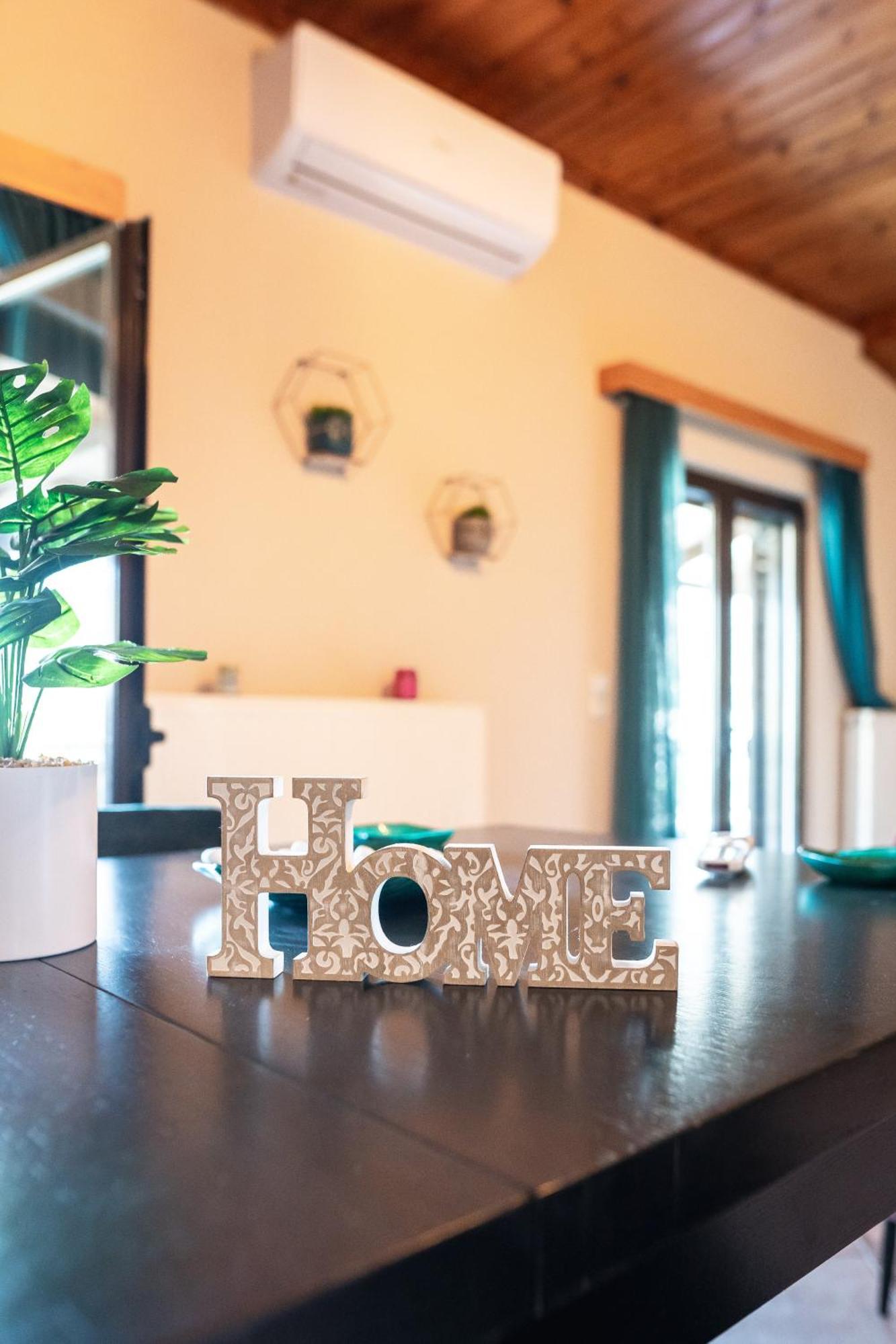 Cassandra Apartment *