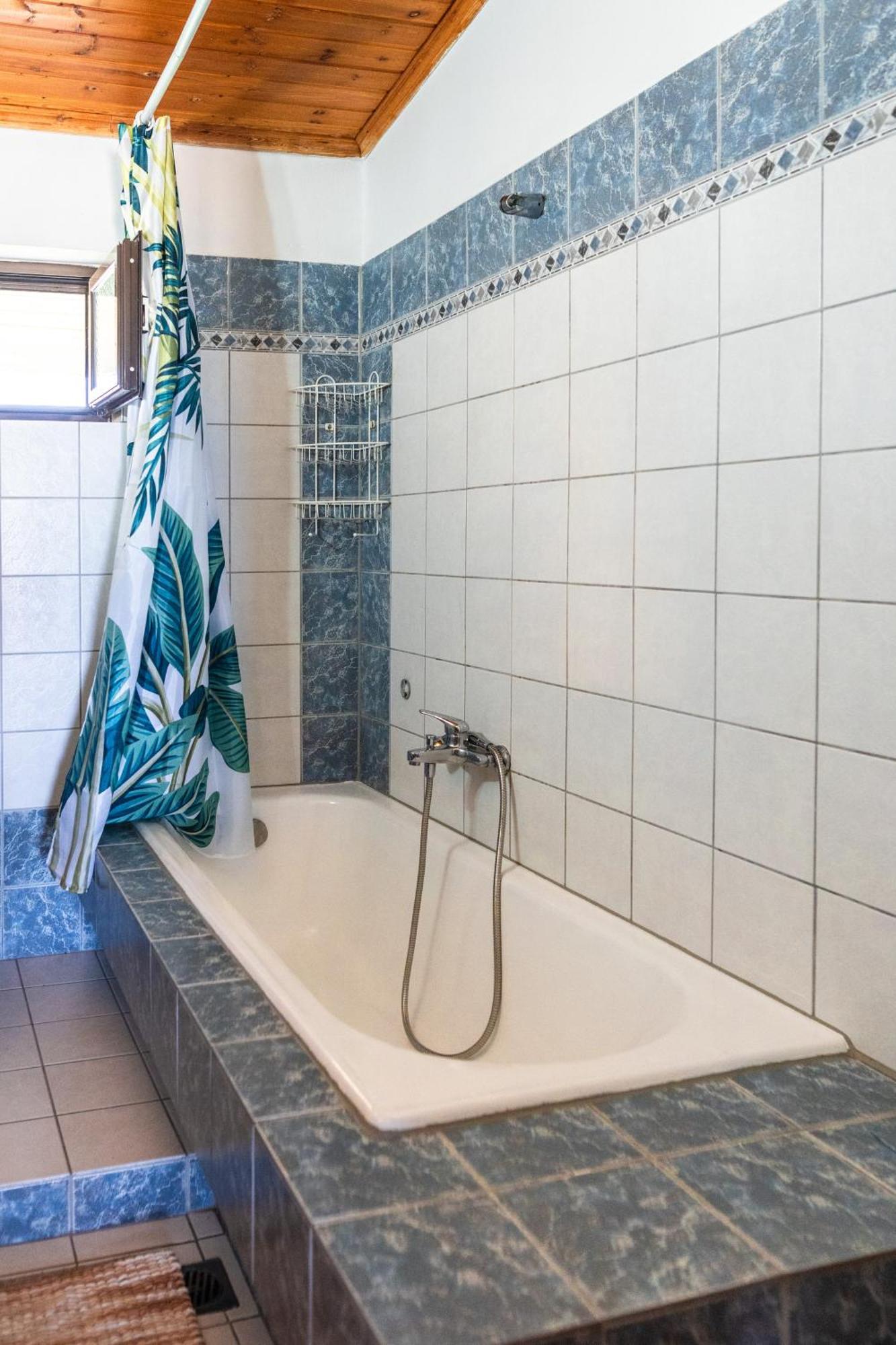 Cassandra Apartment